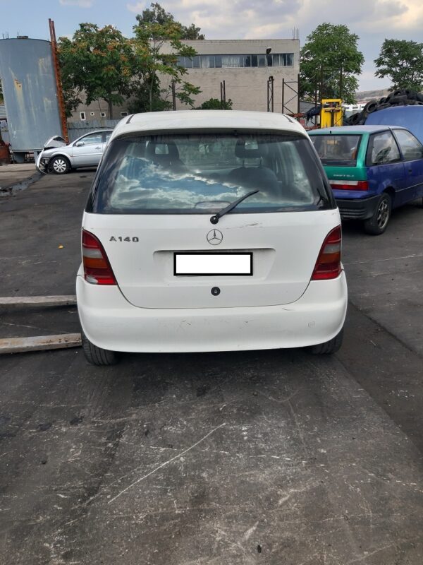 MERCEDES A140 1998 - Image 2